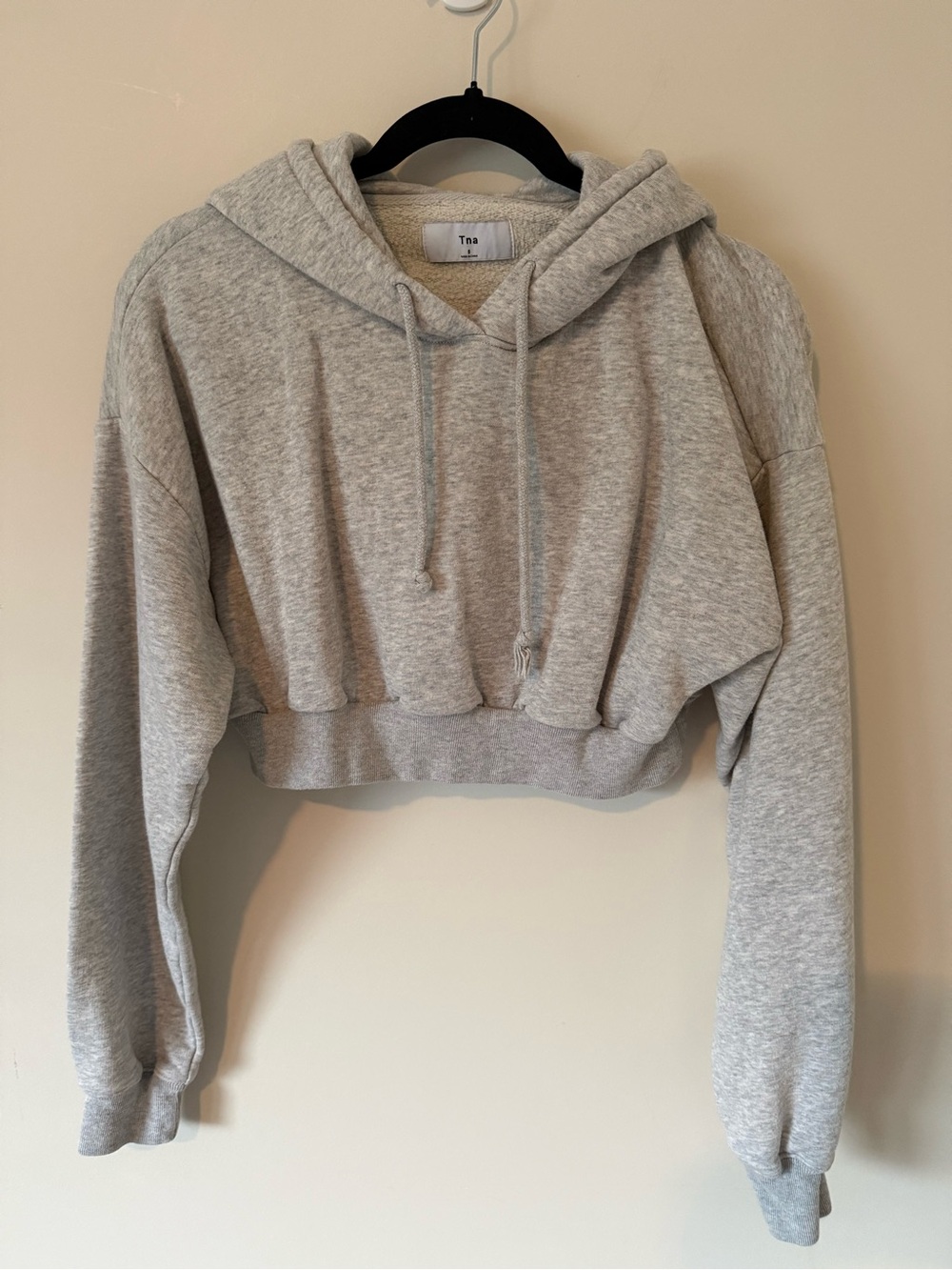 352. TNA Aritzia The Supper Crop Hoodie - Picture 2 of 5